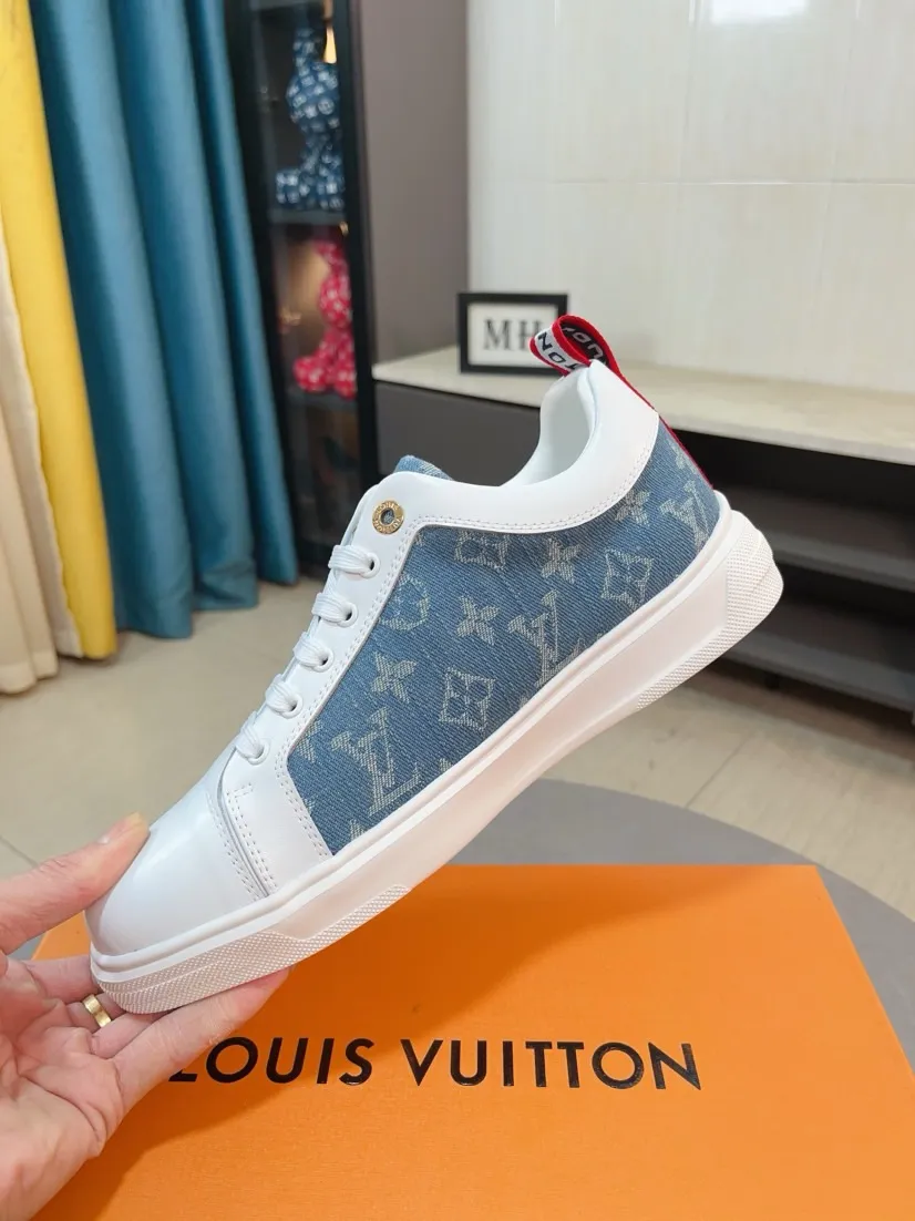 Men's shoes💰400🌹🌹[LV]🌹High-end men's shoes brand: Official website 1:1 Latest masterpiece: The upper is made of Italian imported first-layer cowhide with special materials➕Full genuine leather lining🔥, making walking more convenient and comfortable! Exclusive new style, stunning work [color]! Create a fashionable personality to set off your uniqueness! A must-have for trendy men! Classic🔥Number: 38-44